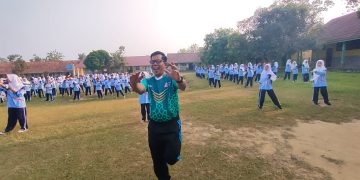 SMPN 01 Jaya Pura Rayakan Hari Anak Nasional Dengan Senam Ceria