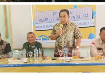 Kadisdik OKU Timur Buka Pelatihan Pembelajaran Mendalam